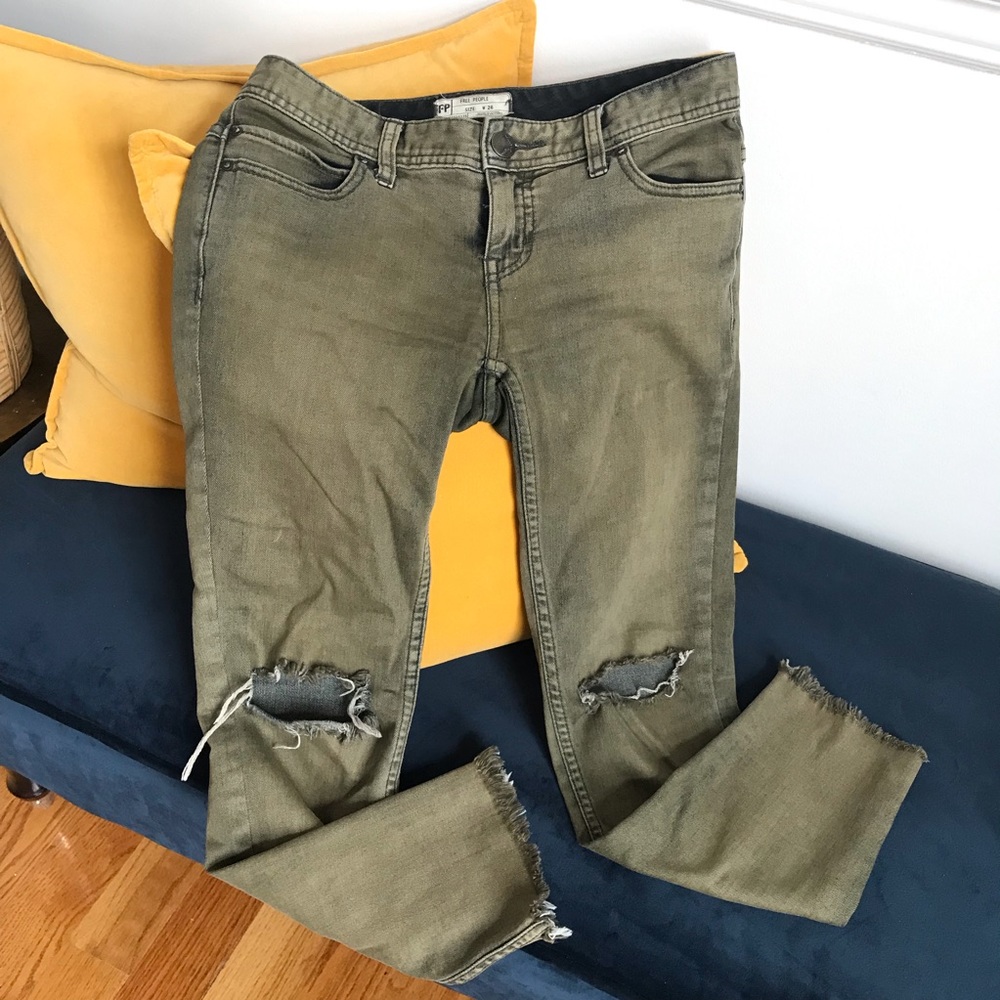 FREE PEOPLE frayed distressed denim jeans leggings